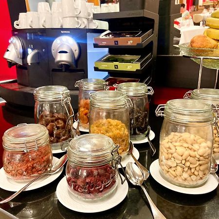 Les Maritonnes Parc & Vignoble Hotel Romanèche-Thorins Екстериор снимка